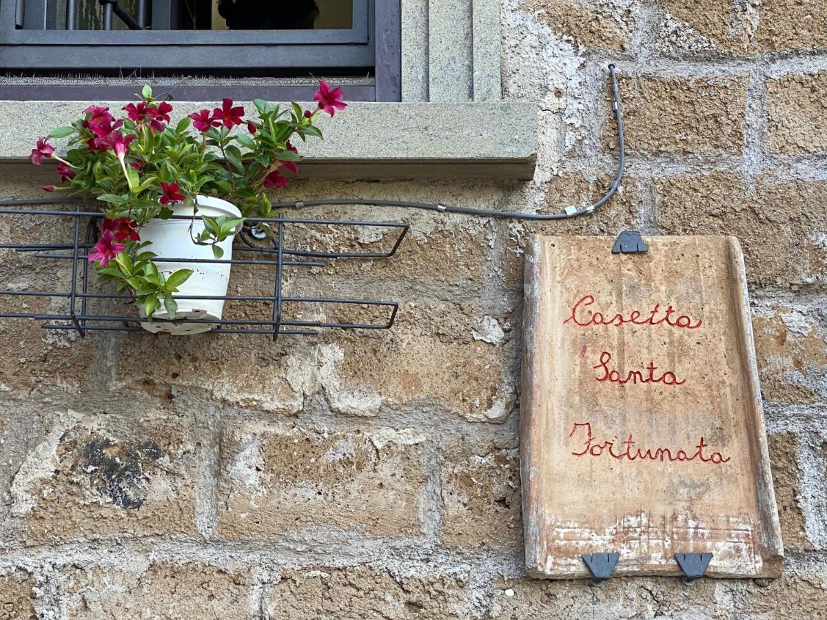 Casetta Santa Fortunata Guest House Sutri Εξωτερικό φωτογραφία