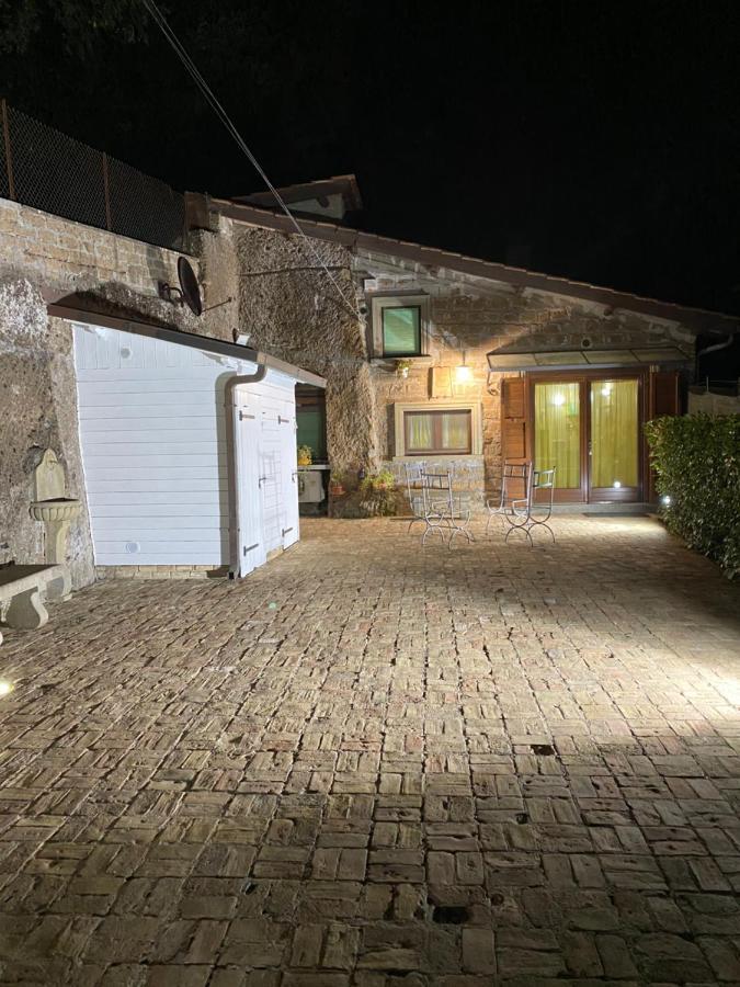 Casetta Santa Fortunata Guest House Sutri Εξωτερικό φωτογραφία