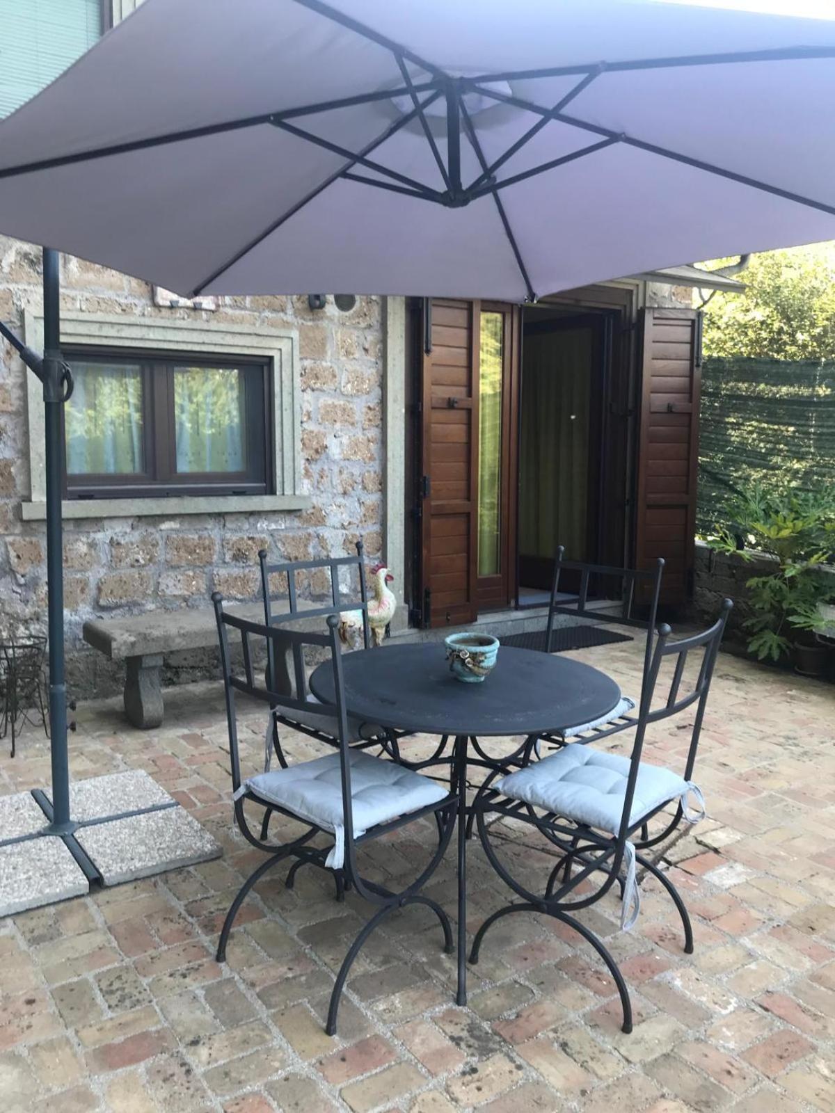 Casetta Santa Fortunata Guest House Sutri Εξωτερικό φωτογραφία