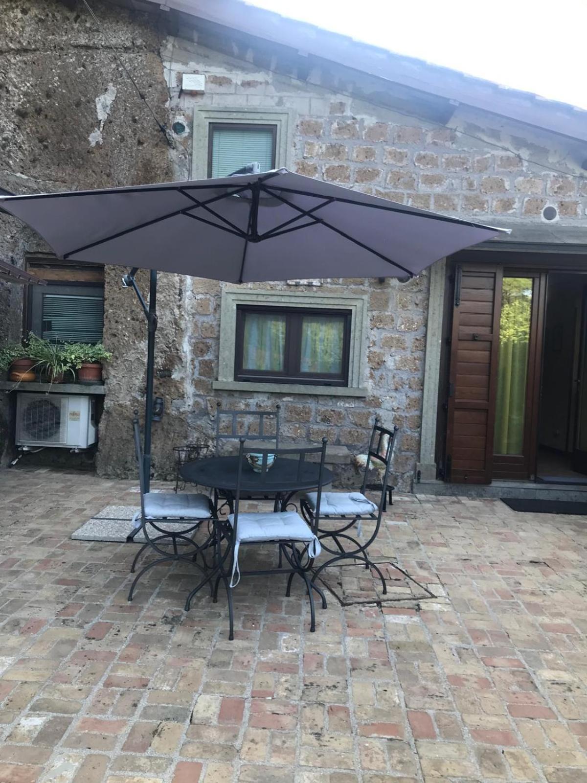 Casetta Santa Fortunata Guest House Sutri Εξωτερικό φωτογραφία