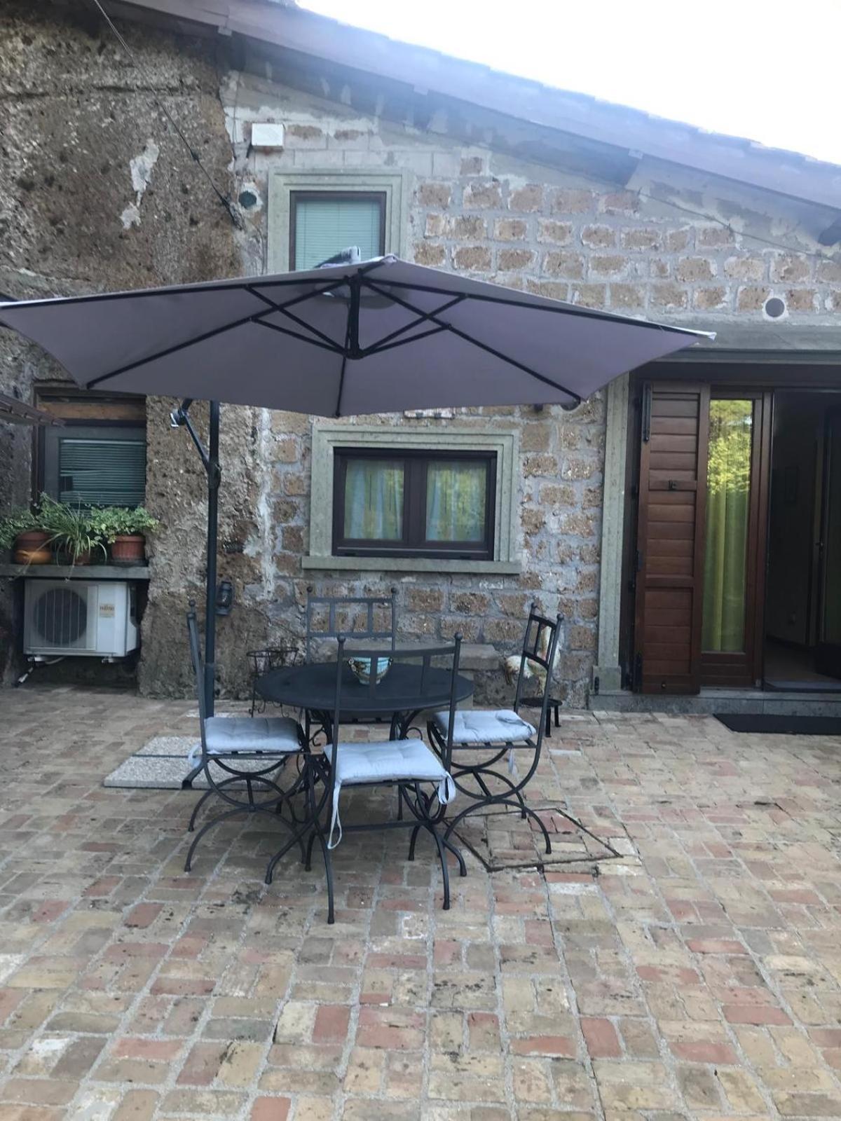 Casetta Santa Fortunata Guest House Sutri Εξωτερικό φωτογραφία