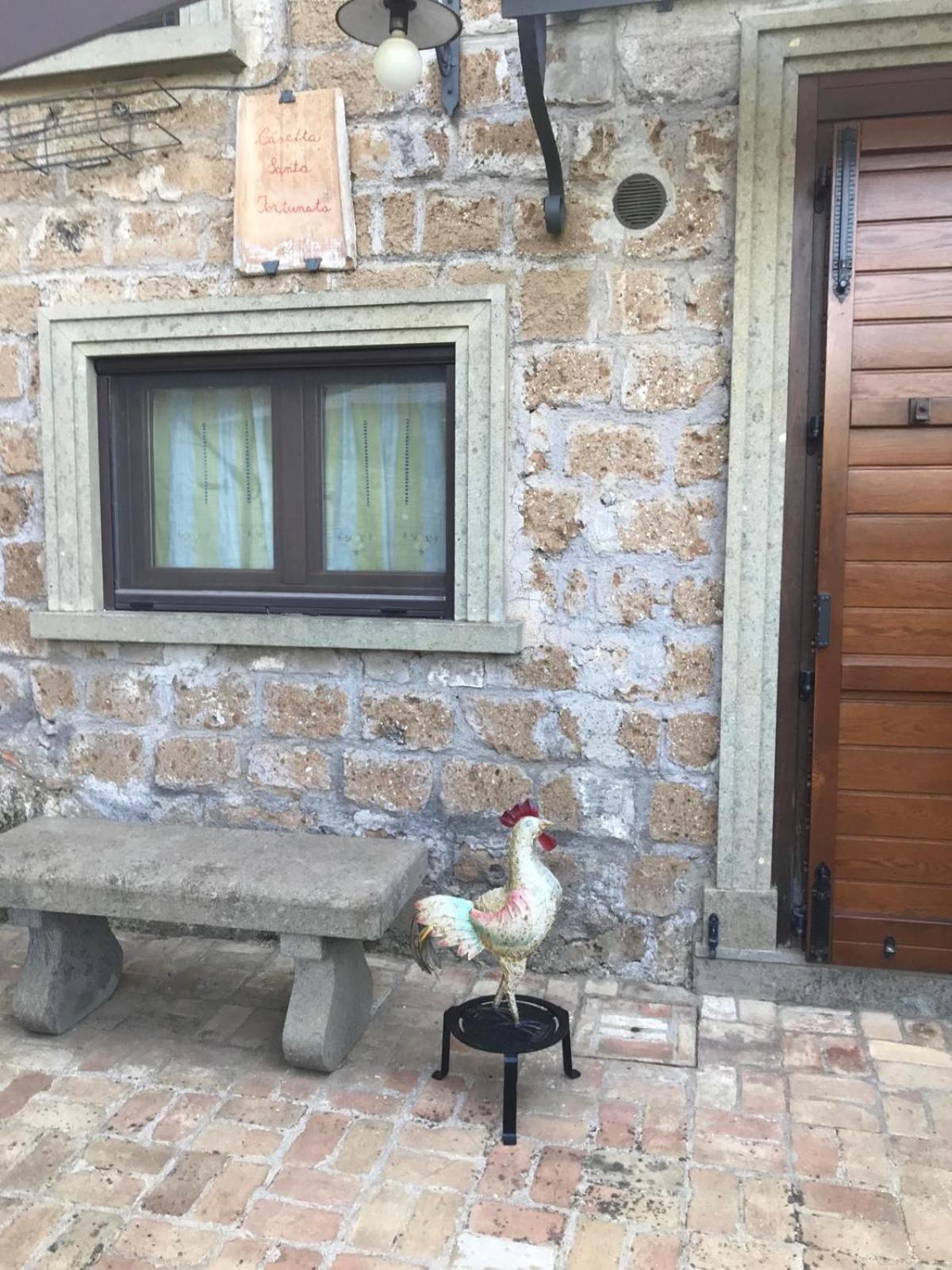 Casetta Santa Fortunata Guest House Sutri Εξωτερικό φωτογραφία